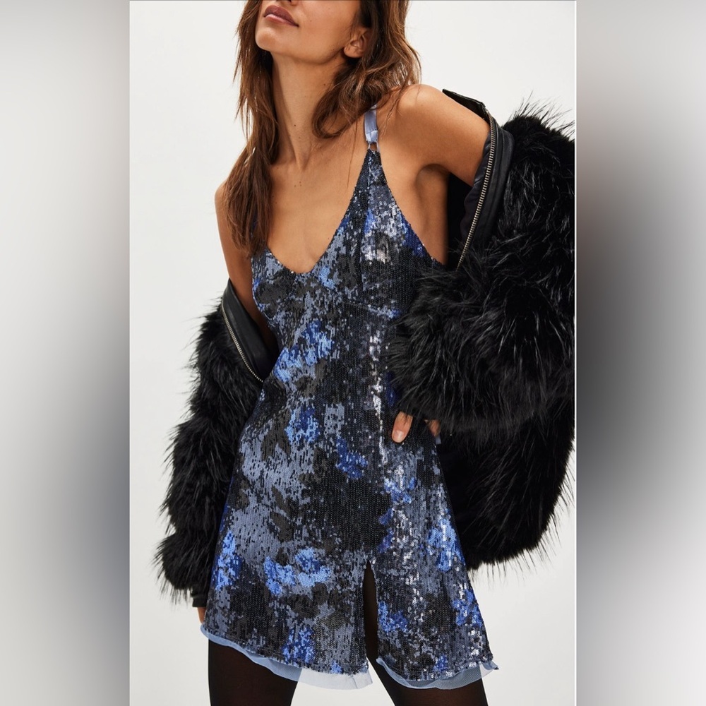 Dazzle Me Sequin Jacquard Mini Slip NWOT midnight disco